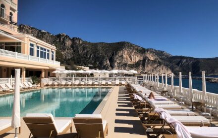 Résidence Hôtelière de Luxe sur la Côte d’Azur : L’Expérience Exclusive à Beaulieu-sur-Mer